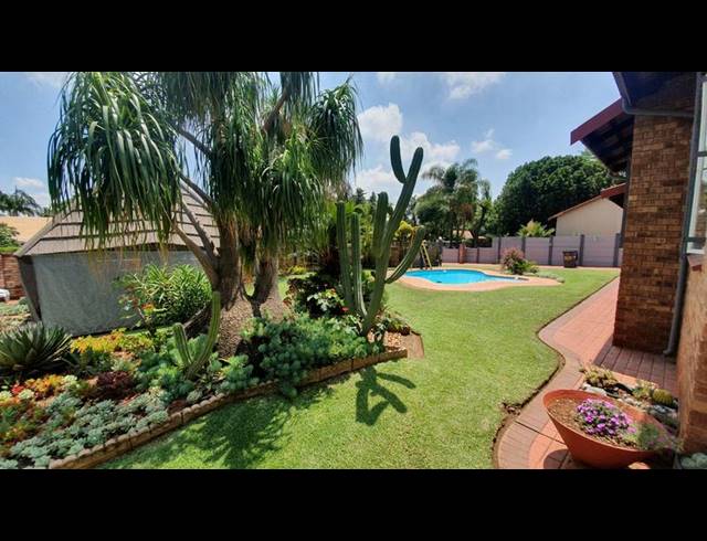 4 BEDROOM HOUSE FOR SALE IN MONTANA PARK